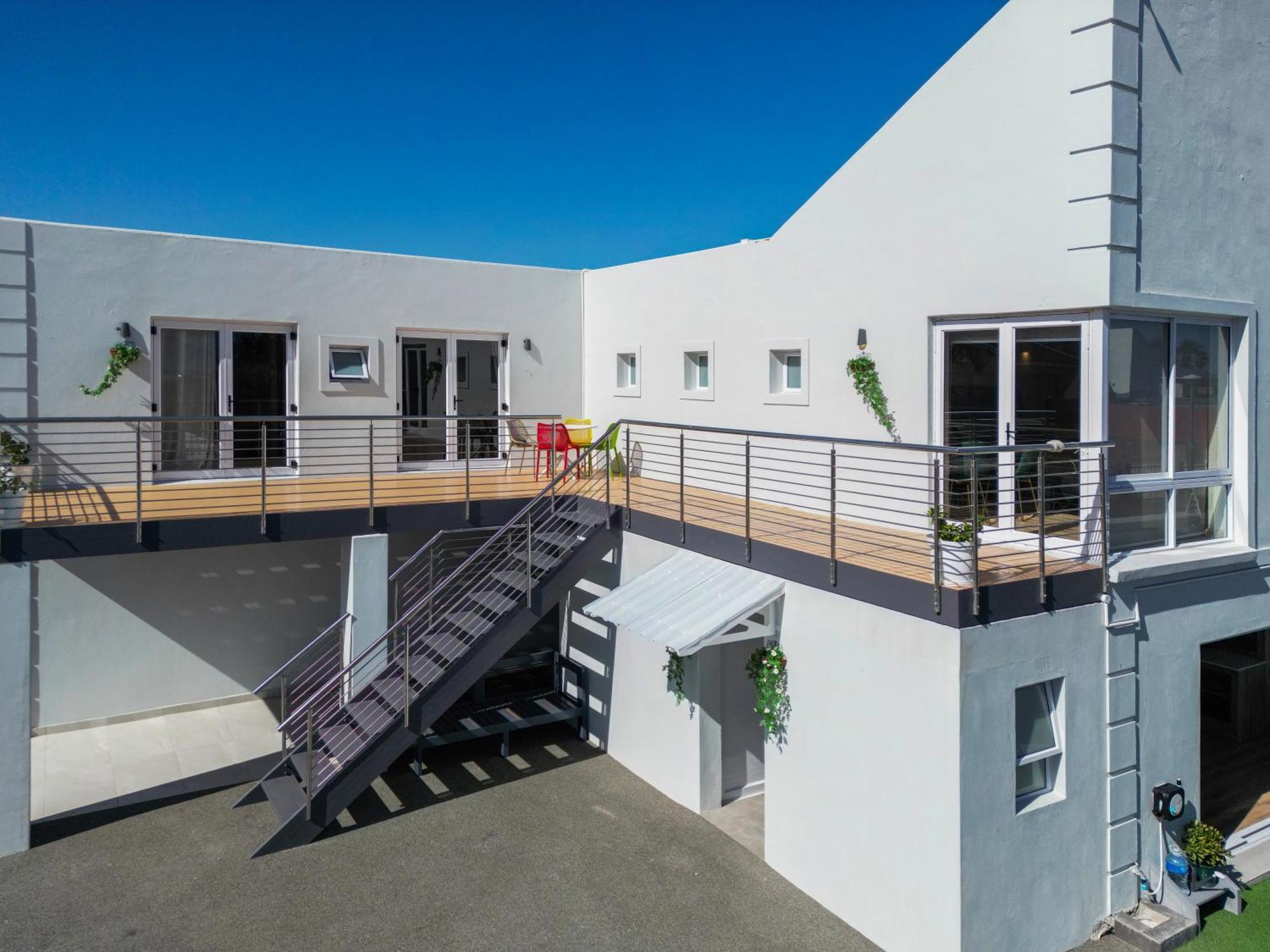 Ocean Vibes Hotel Cape Town Ngoại thất bức ảnh